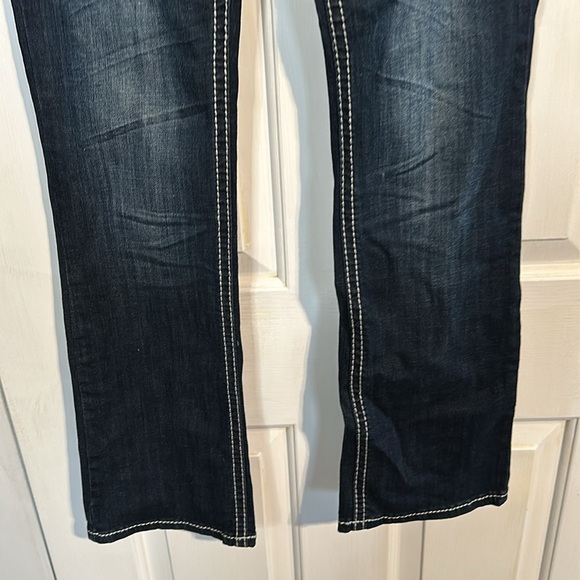 Antique Rivet Bootcut jeans with cross pockets size 30 - Picture 2 of 6